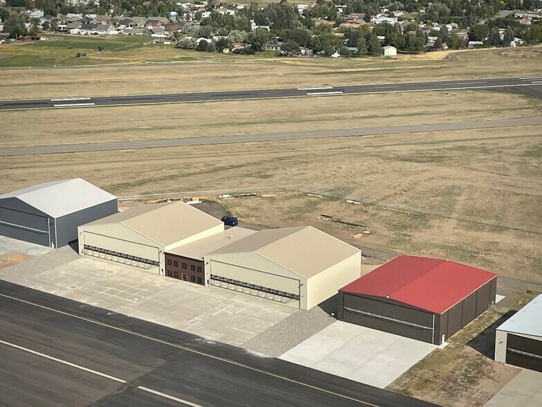 More Photos Of 2101 Roger Sedam Dr, Cody Airplane Hangar For Lease