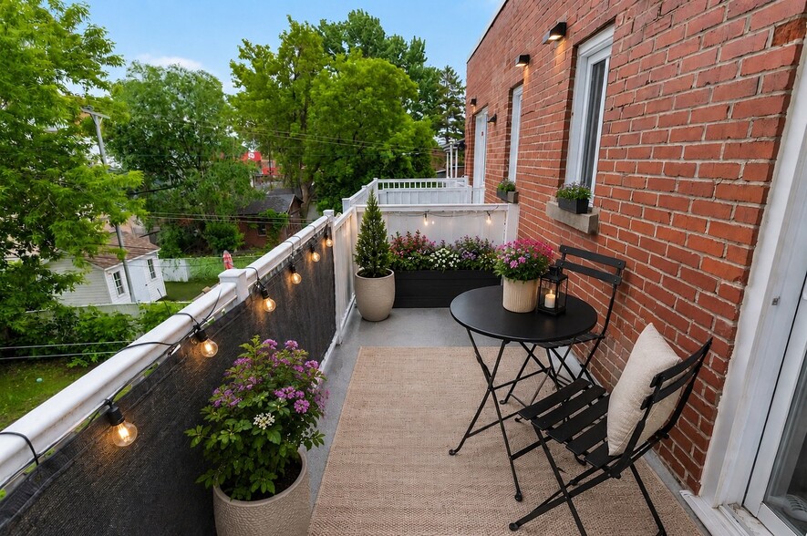 More Photos Of 601 Rue Taillon, Montréal Apartments For Sale
