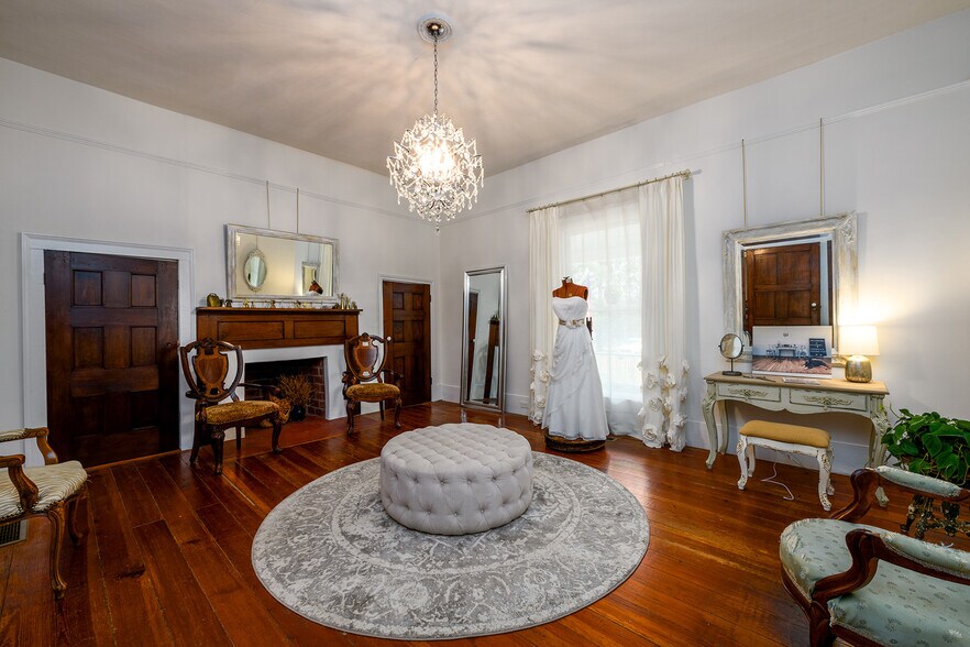 More Photos Of 1526 Highway 255 N, Sautee Nacoochee Hotel For Sale