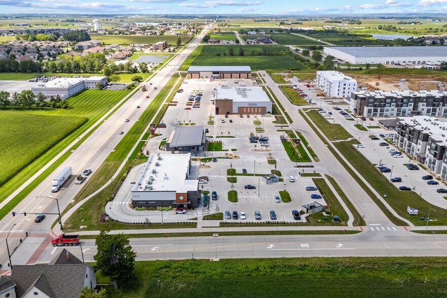 More Photos Of 1255 Hayes Ln, North Liberty General Retail For Sale