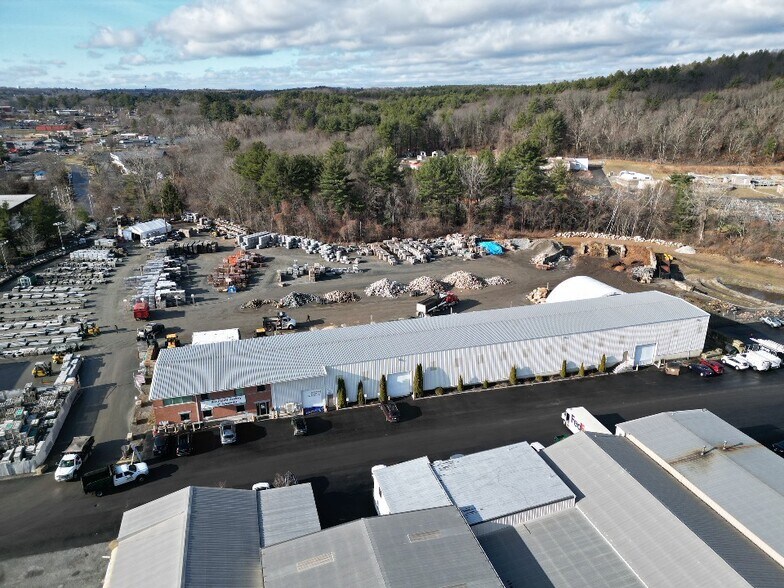 More Photos Of 896 Boston Post Rd, Marlborough Unknown For Lease