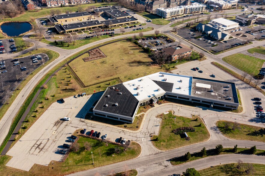 More Photos Of 525 Congressional Blvd, Carmel Light Distribution For Sale