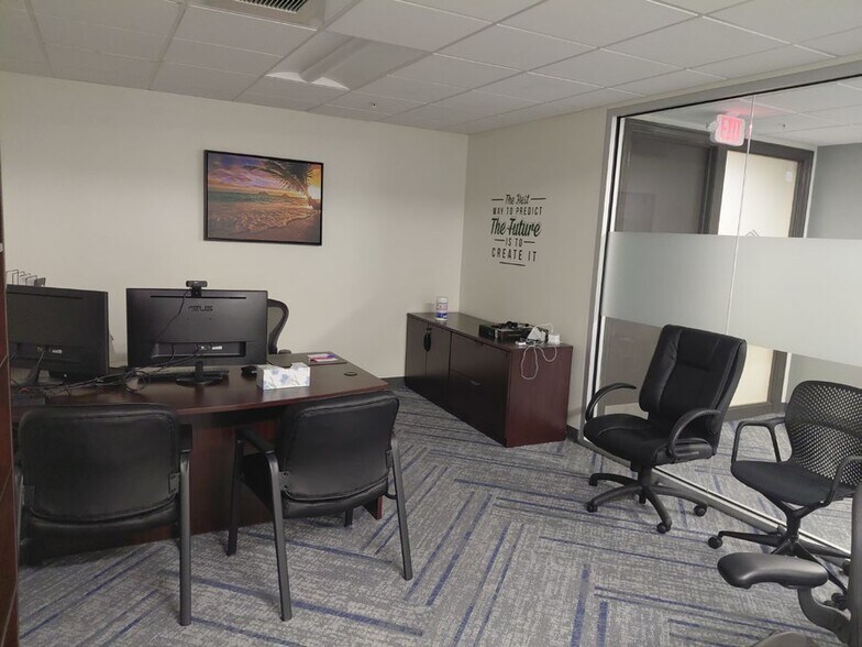 More Photos Of 1 Stiles Rd, Salem Office For Sale