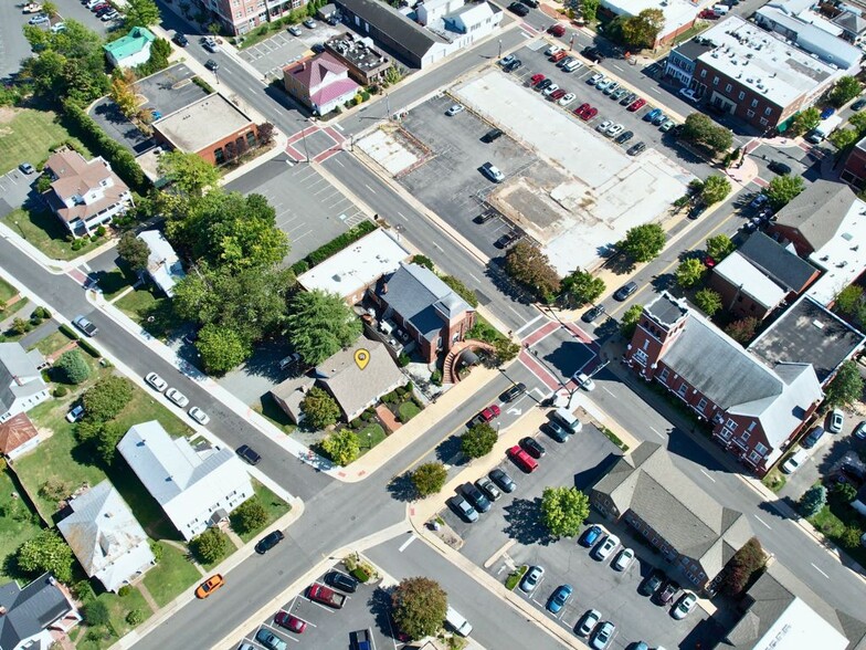 More Photos Of 9327 Main St, Manassas Office For Lease