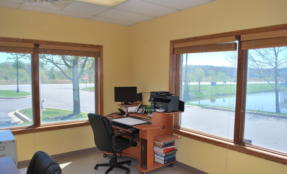 More Photos Of 11376 Broadway, Crown Point Office For Sale