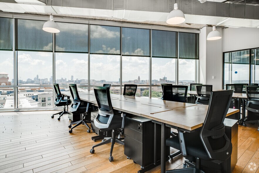 More Photos Of 3300 N Interstate 35, Austin Coworking Space