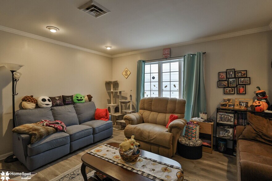 More Photos Of 1337 Washington St, Easton Multifamily For Sale