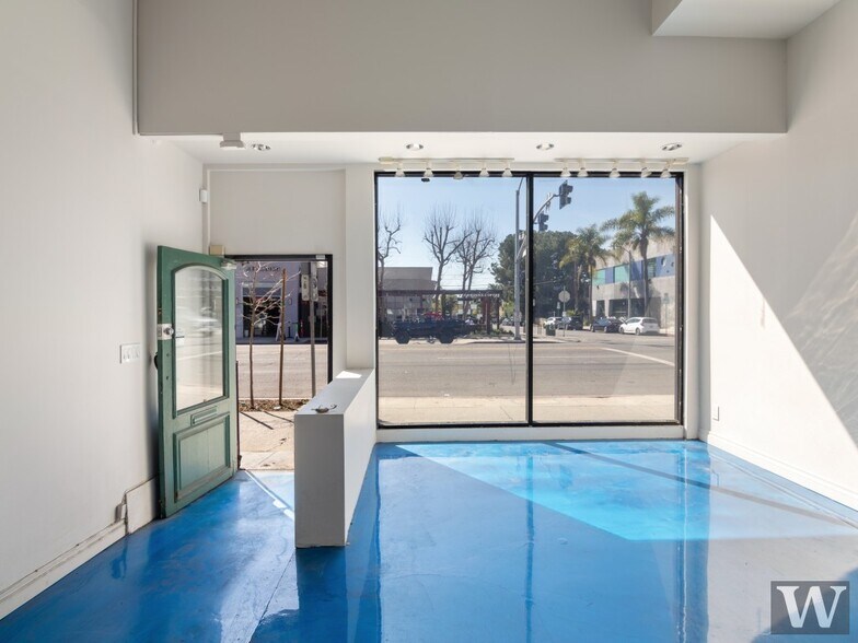 More Photos Of 7625-7629 Melrose Ave, Los Angeles Storefront For Lease