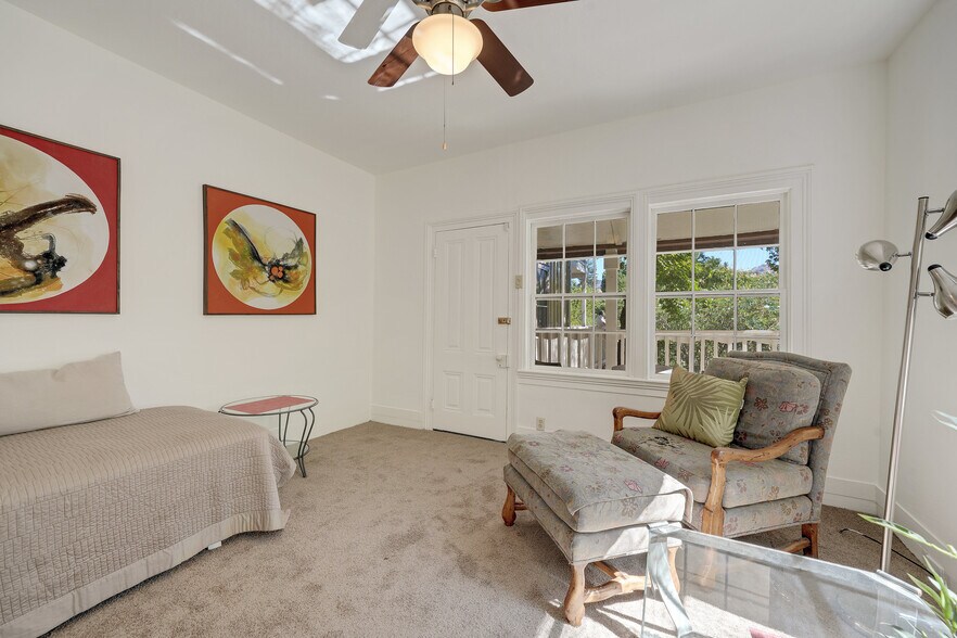 More Photos Of 1423-1425 Foothill, Calistoga Apartments For Sale