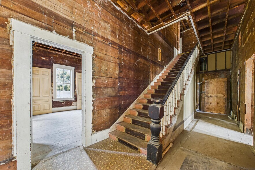 More Photos Of 1625 G St, Eureka Multifamily For Sale