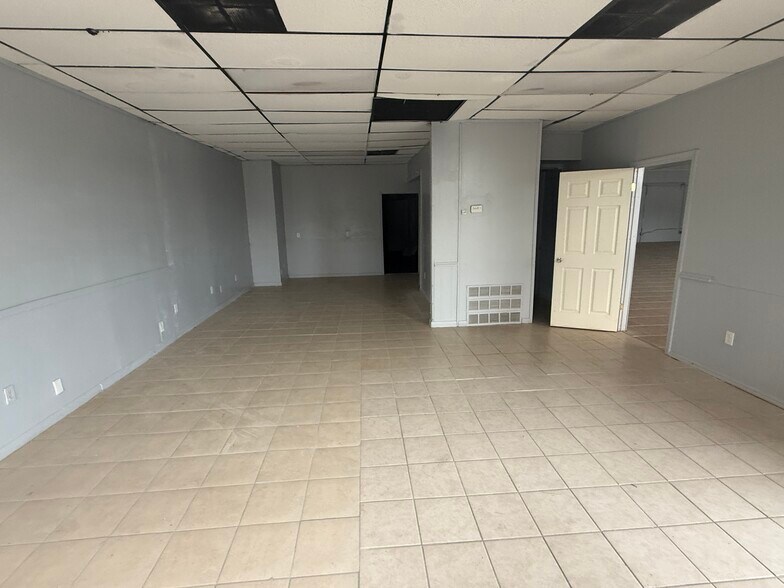 More Photos Of 8669 Highway 51 N, Southaven Freestanding For Lease