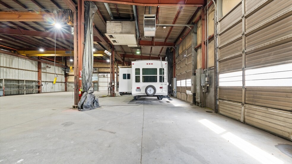 More Photos Of 1722 Morgan Rd, Sunnyside Warehouse For Sale