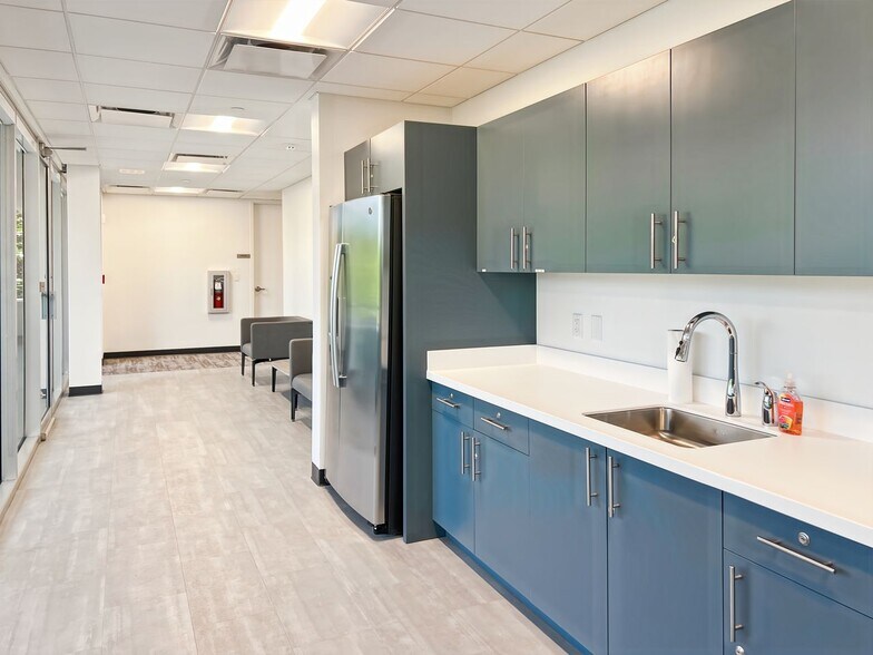 More Photos Of 6501 Park of Commerce Blvd, Boca Raton Coworking Space