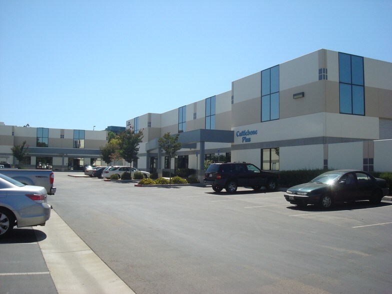 More Photos Of 800 N Twin Oaks Valley Rd, San Marcos Unknown For Lease