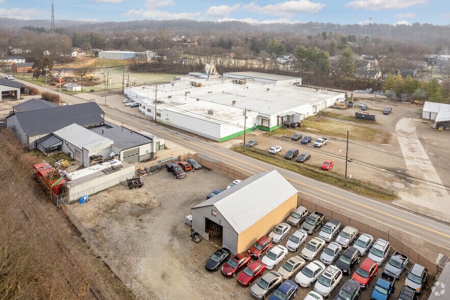 More Photos Of 320 N State St, Harrison Manufacturing For Lease