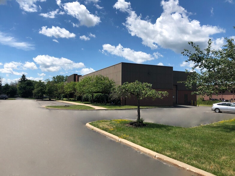More Photos Of 2100 Brighton Henrietta Town Line Rd, Rochester Office For Lease