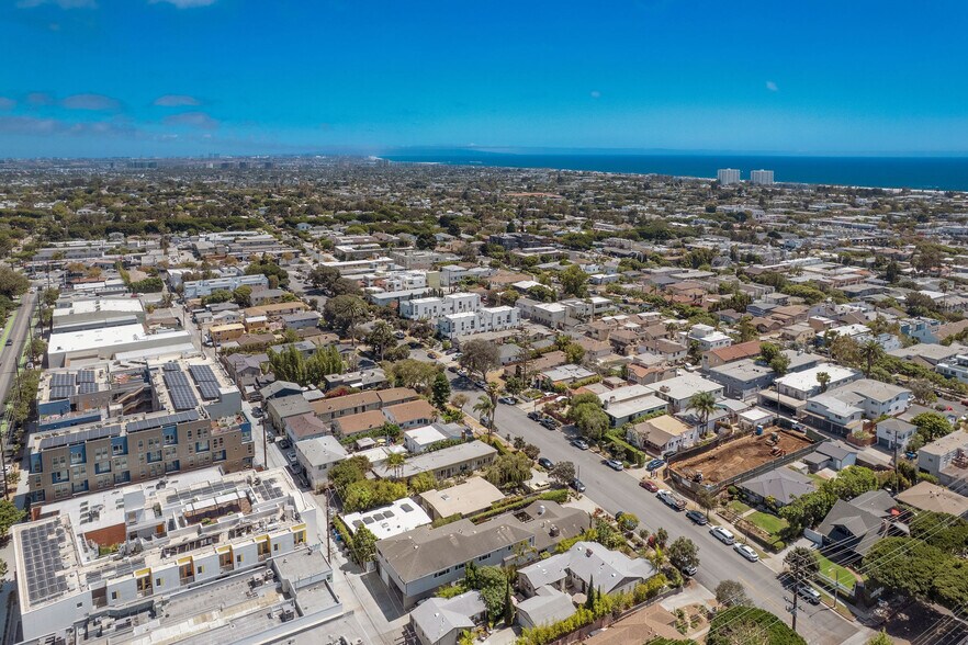 More Photos Of 1817 Euclid St, Santa Monica Apartments For Sale