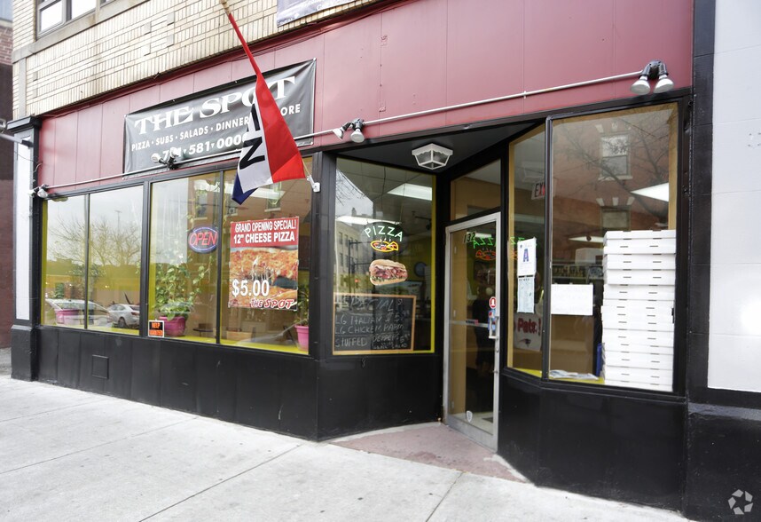 More Photos Of 2-10 Market St, Lynn Office For Sale