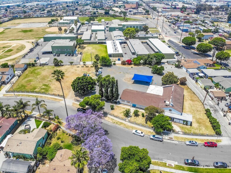 More Photos Of 109 S Aprilia Ave, Compton Religious Facility For Sale