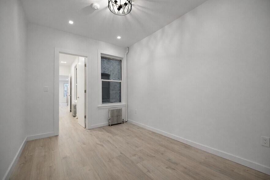 More Photos Of 1679 Gates Ave, Ridgewood Apartments For Sale