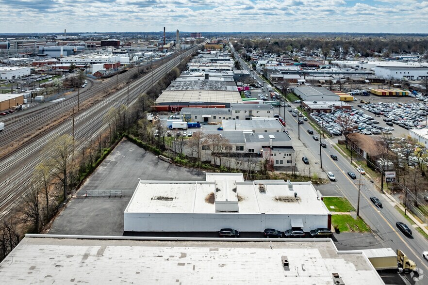 More Photos Of 1153 W Elizabeth Ave, Linden Warehouse For Lease