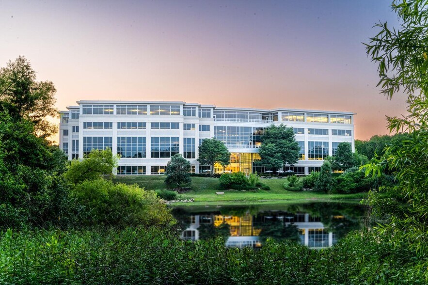 More Photos Of 505 Eagleview Blvd, Exton Unknown For Lease