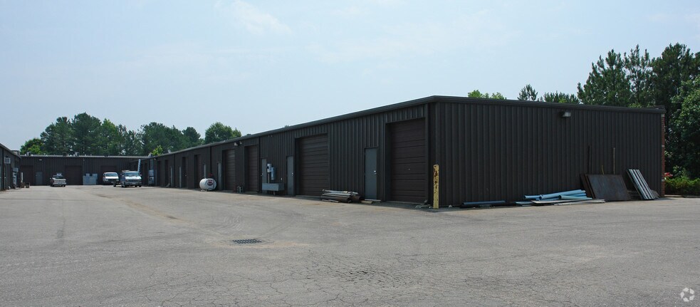 More Photos Of 2650-2660 Discovery Dr, Raleigh Light Distribution For Lease