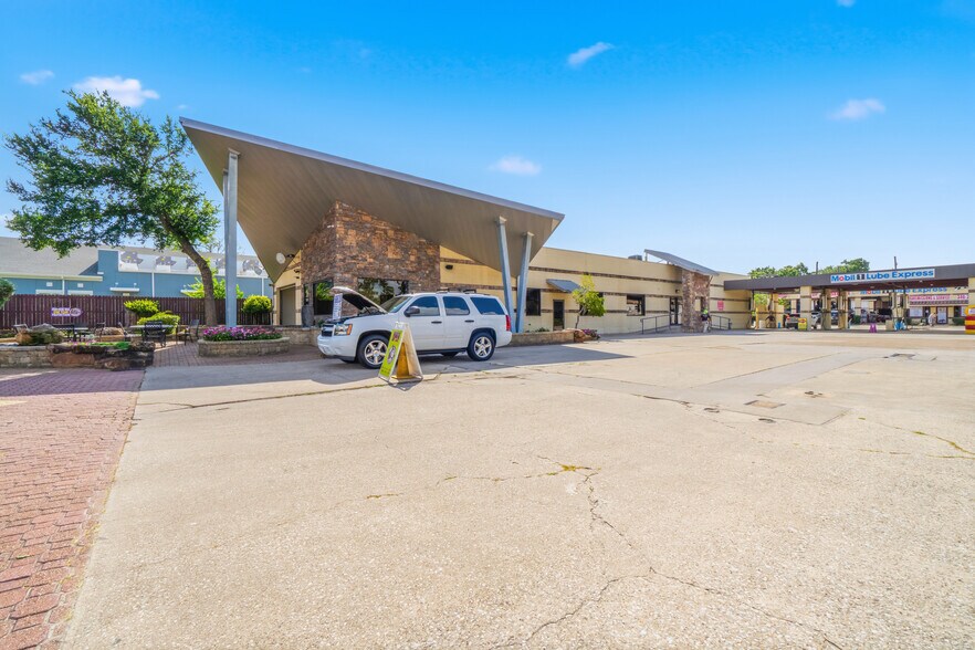 More Photos Of 3211 Fm-1960 Rd, Houston Carwash For Sale