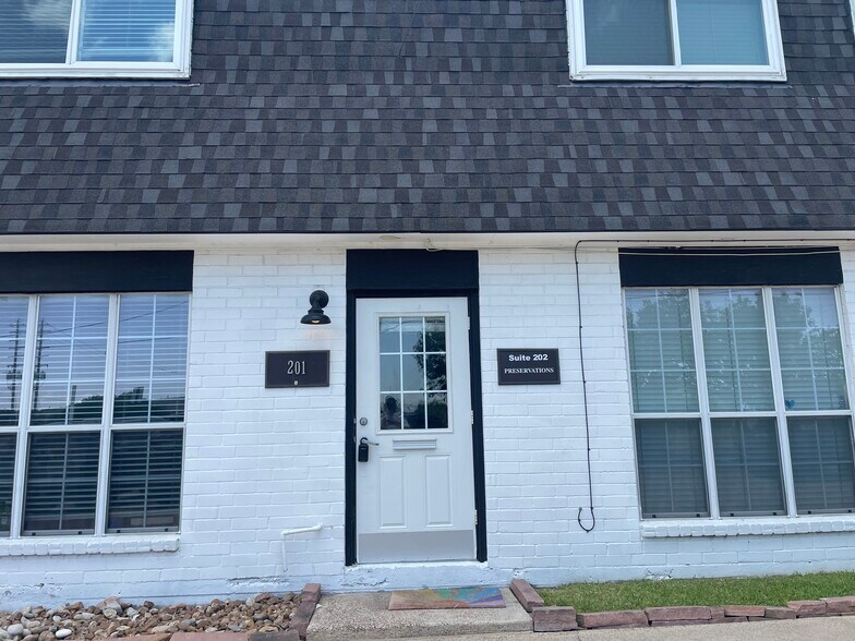 More Photos Of 2600 NASA Rd 1, Seabrook Medical For Lease