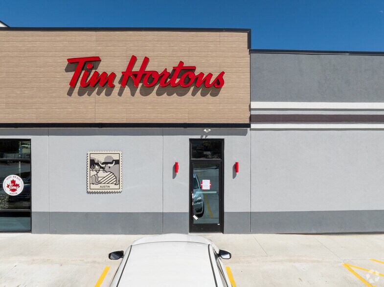 More Photos Of 16201 Ranch Road 620 N, Austin Freestanding For Sale