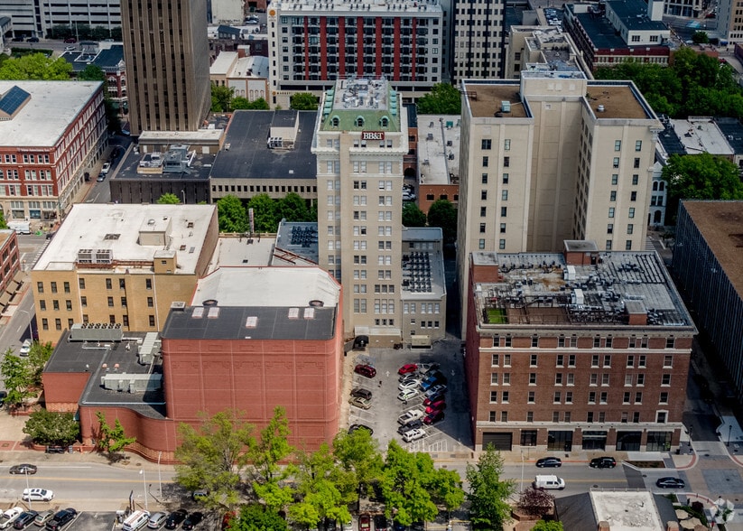 More Photos Of 721 Broad St, Chattanooga Apartments For Sale