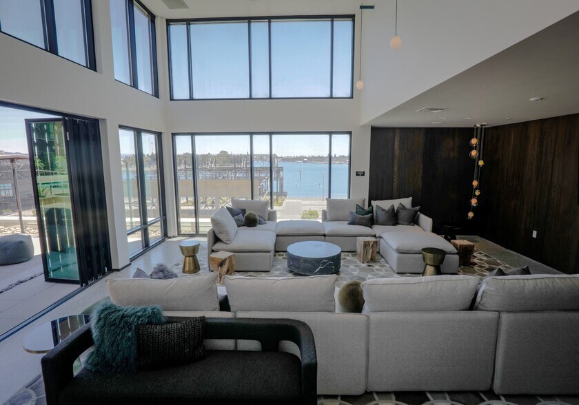 More Photos Of 219 9th Ave, Oakland Apartments For Lease