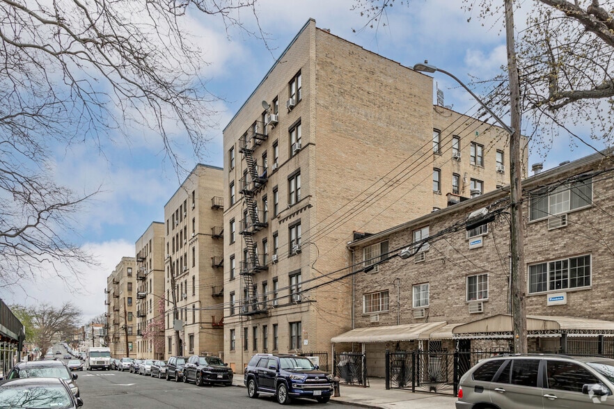 More Photos Of 3560 Olinville Ave, Bronx Apartments For Sale