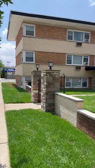 Primary Photo Of 10952 S Western Ave, Chicago Apartments For Sale