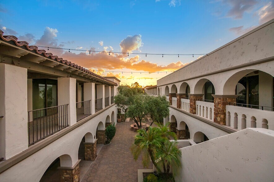 More Photos Of 11000 N Scottsdale Rd, Scottsdale Medical For Lease