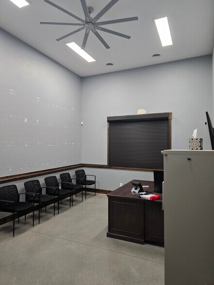 More Photos Of 870 N 2nd E, Rexburg General Retail For Lease