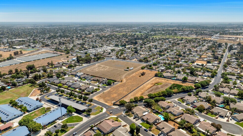 More Photos Of 1400 W Berkshire Way, Hanford Land For Sale