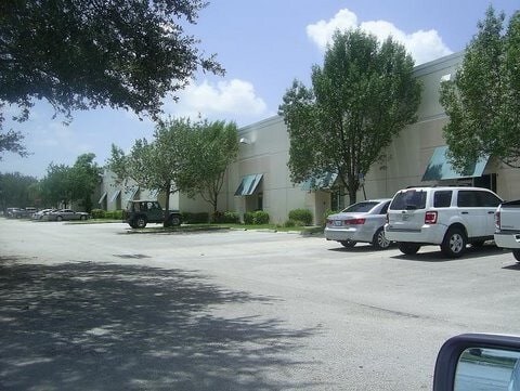 More Photos Of 555-599 Sawgrass Corporate Pky, Sunrise Light Manufacturing For Lease