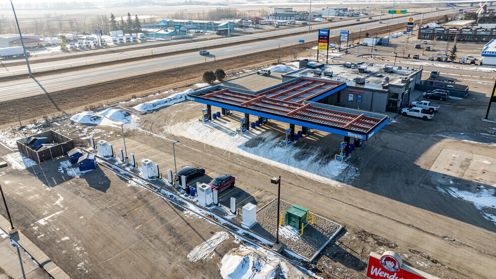 More Photos Of 135 Leva Ave, Red Deer County Restaurant For Sale