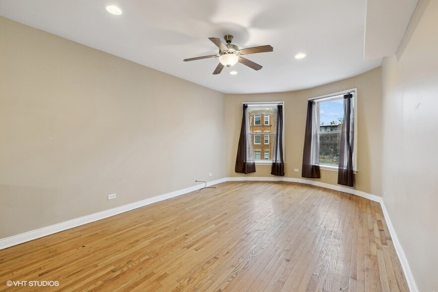More Photos Of 4522 S Calumet Ave, Chicago Apartments For Sale