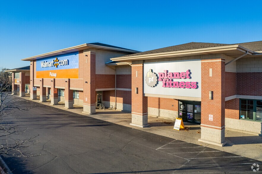 More Photos Of 6850 N Mccormick Blvd, Lincolnwood Unknown For Lease