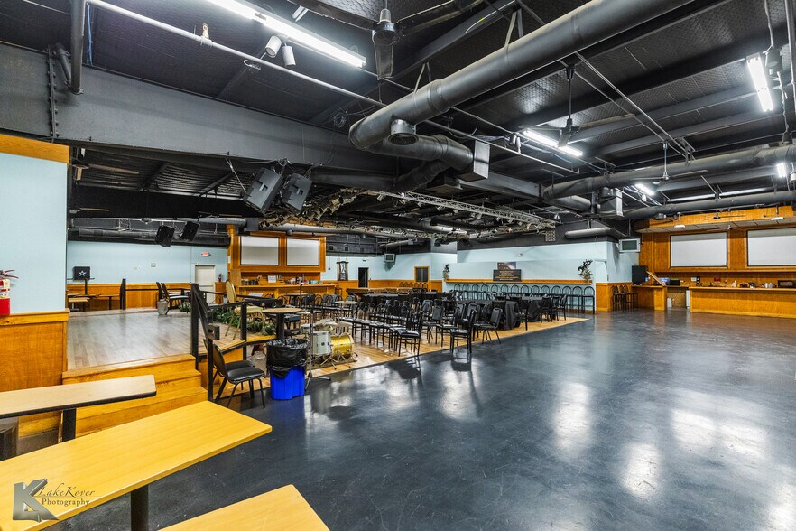 More Photos Of 550 E South 11Th St, Abilene Restaurant For Sale