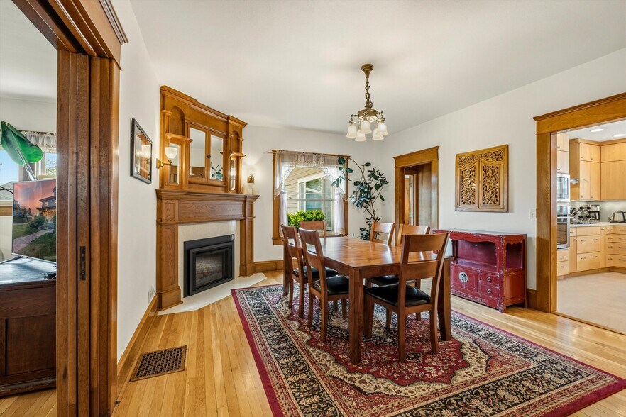 More Photos Of 340 NW 7th St, Corvallis Office Residential For Sale
