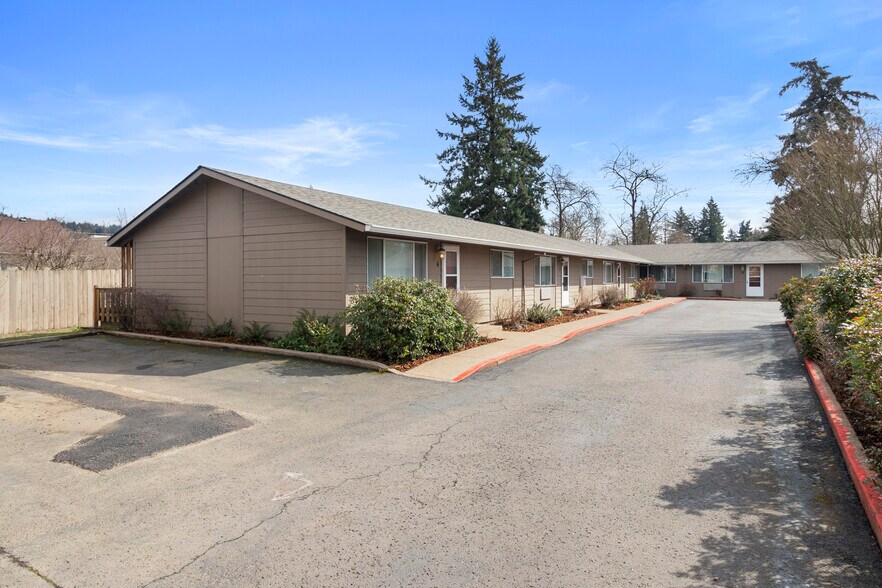 More Photos Of 7926 SE Johnson Creek Blvd, Portland Apartments For Sale