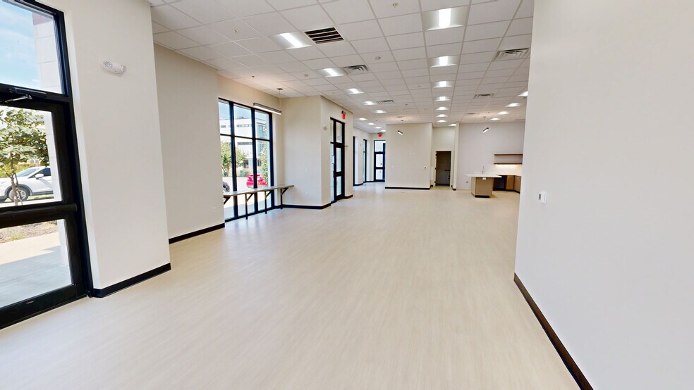 More Photos Of 301 SE G St, Bentonville Coworking Space