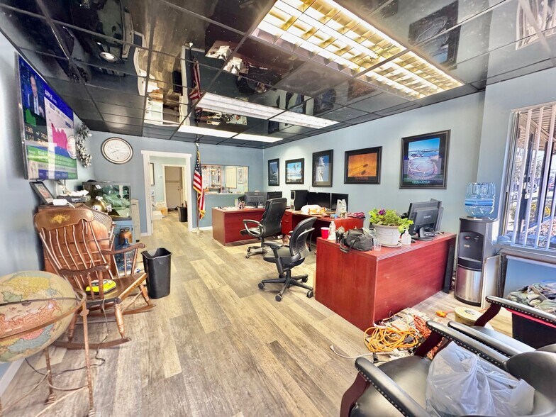 More Photos Of 120-124 Laurel Rd, East Northport Freestanding For Sale