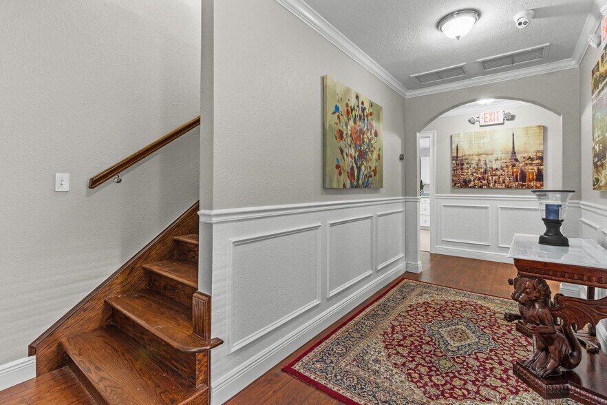 More Photos Of 1122 Omaha St, Palm Harbor Office Residential For Sale