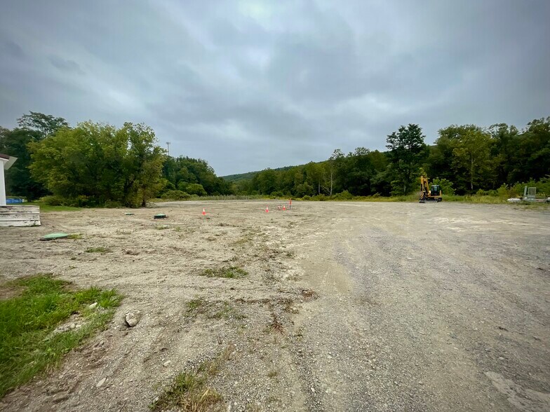 More Photos Of 1253 W Danby Rd, Newfield Convenience Store For Sale