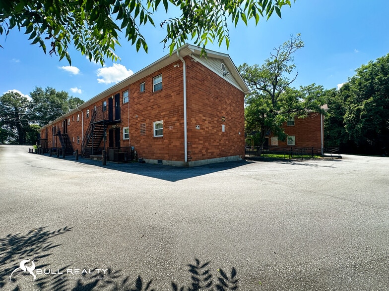 More Photos Of 2099 Martin Luther King Dr, Atlanta Apartments For Sale