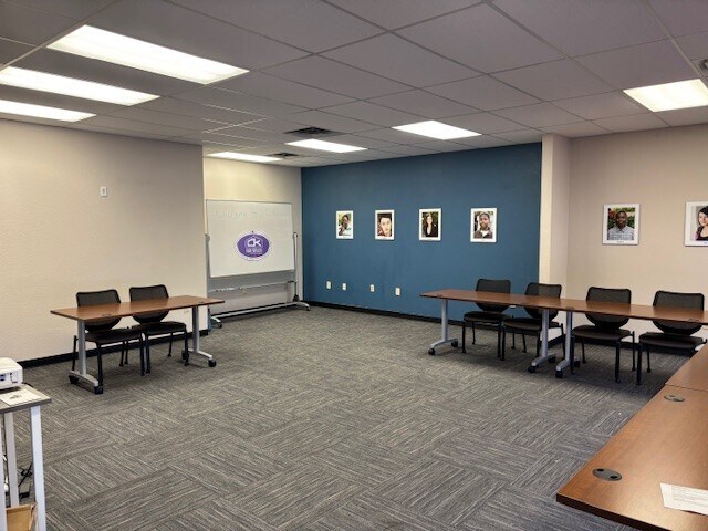 More Photos Of 611 W State Highway 6, Waco Medical For Lease